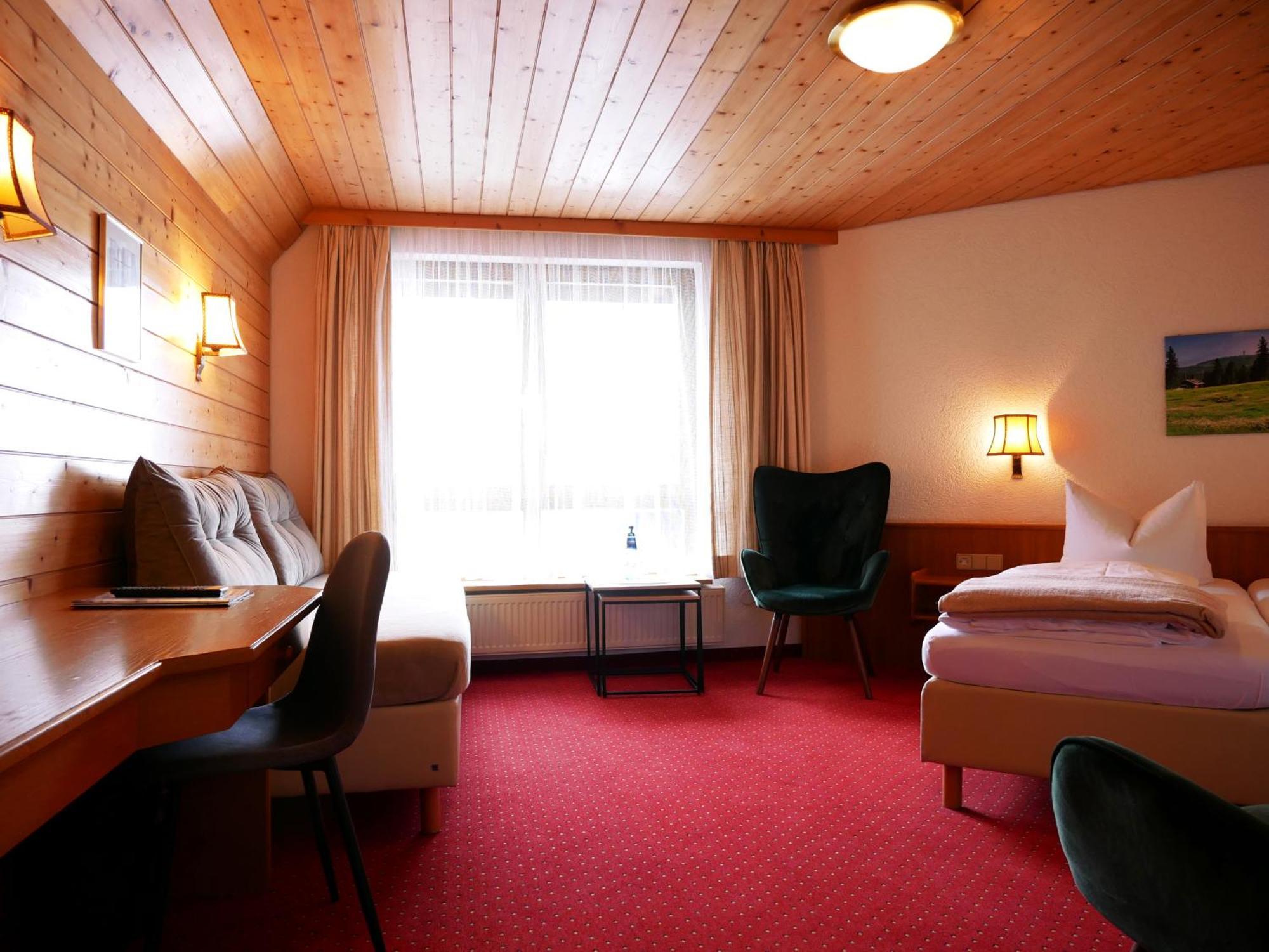Hotel Hochfirst Ленцкирх Экстерьер фото